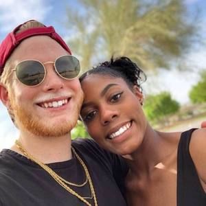 Meet your Posher, Thomas